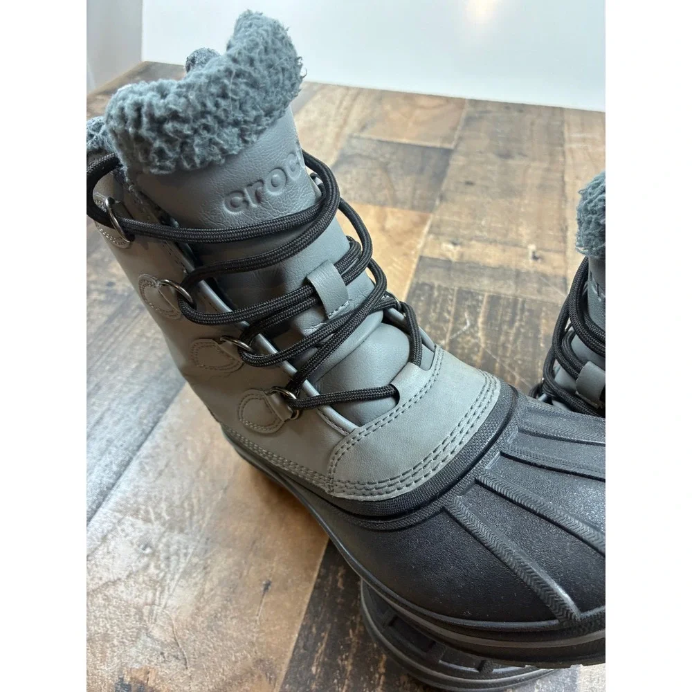 Crocs AllCast II Luxe Winter Boots Grey Black Faux Fur Lined Mens 6 Womens 8